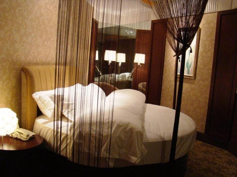 Linjiang Hotel Xangai Quarto foto