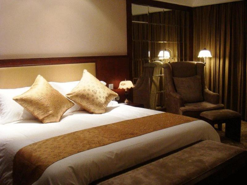 Linjiang Hotel Xangai Quarto foto